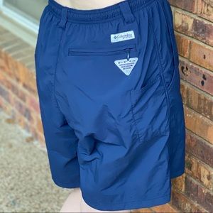 Columbia PFG Shorts Men’s Size M